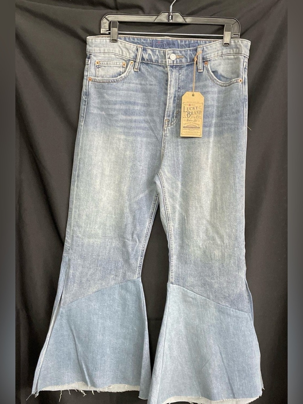Lucky Brand Flare Jeans Light Wash Bell Bottom Raw Hem